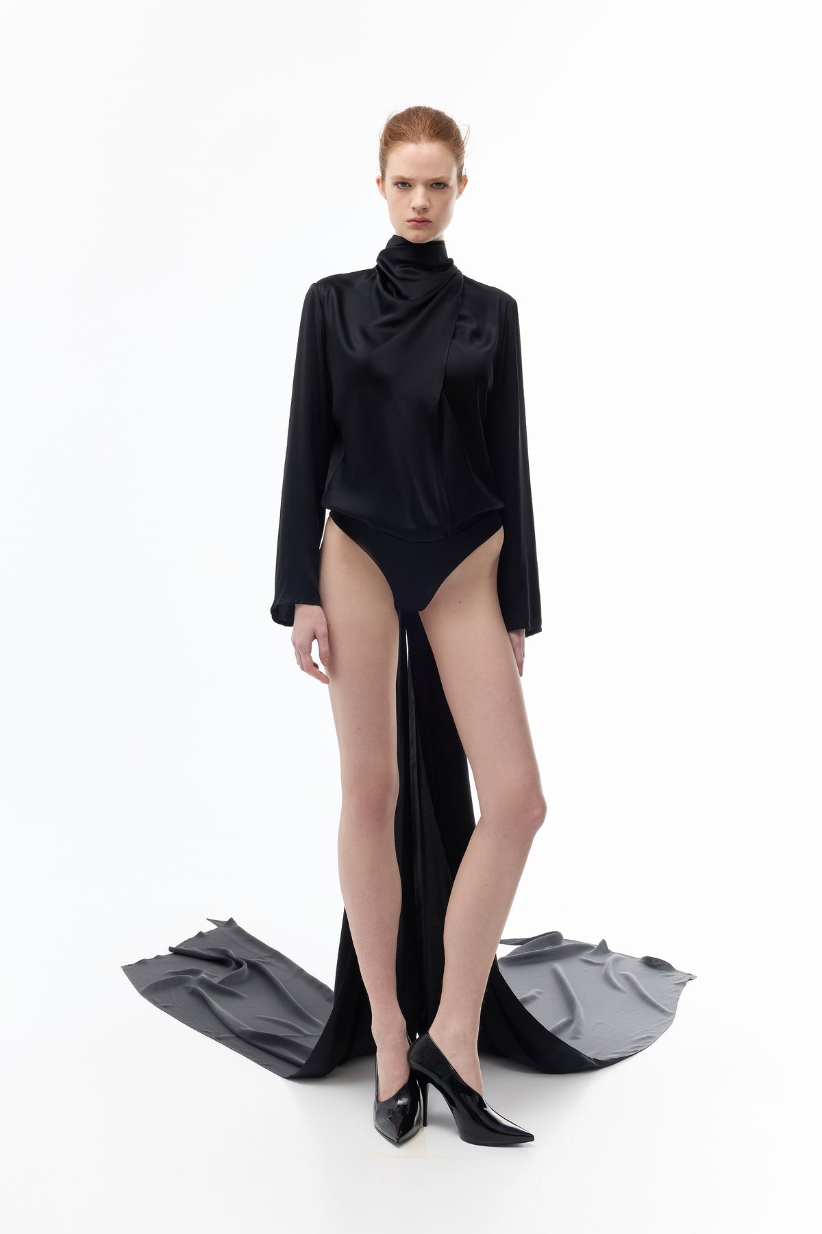 Long-sleeve Bodysuit in Silk in black — side view